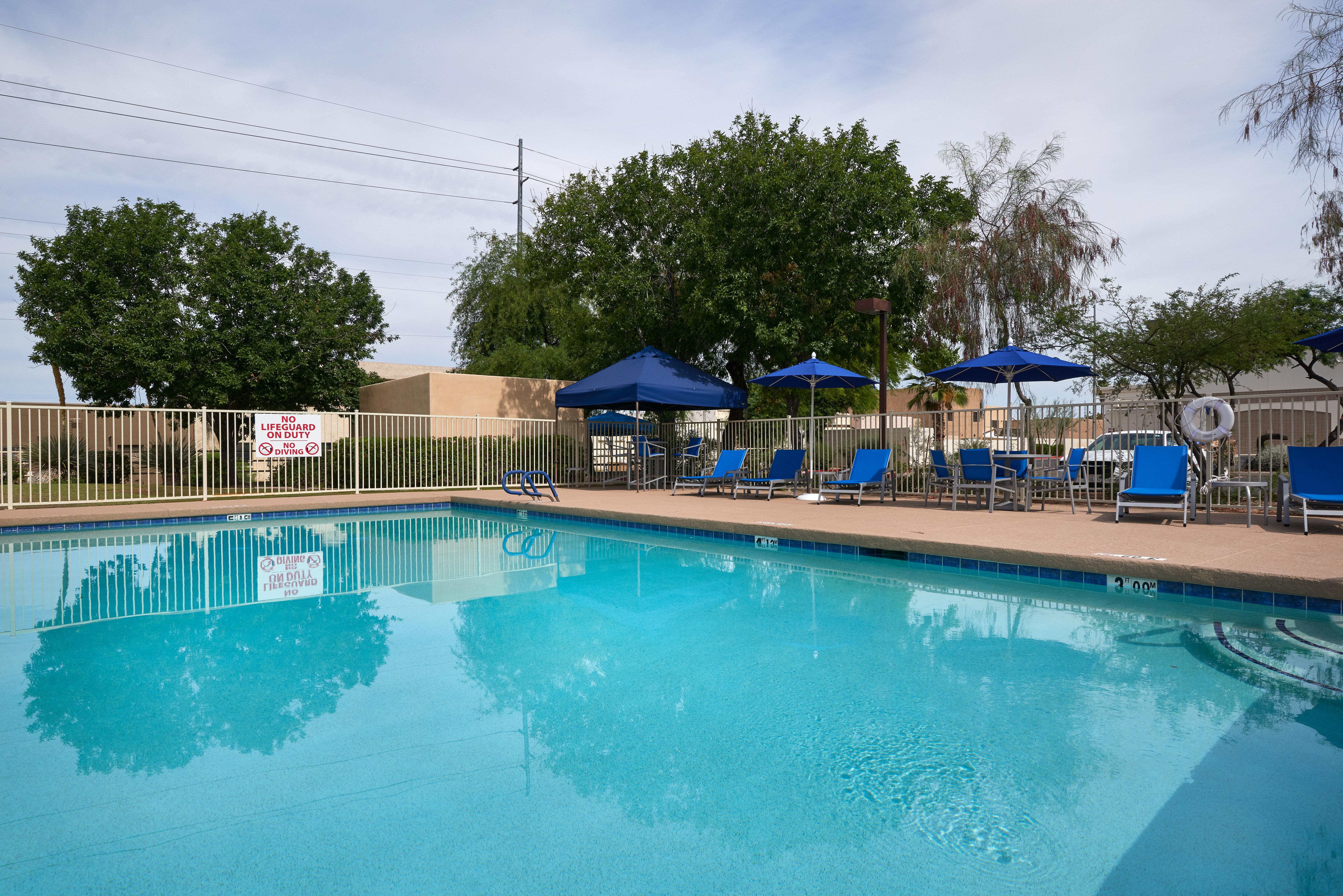 Holiday Inn Express Scottsdale North By Ihg Exterior photo