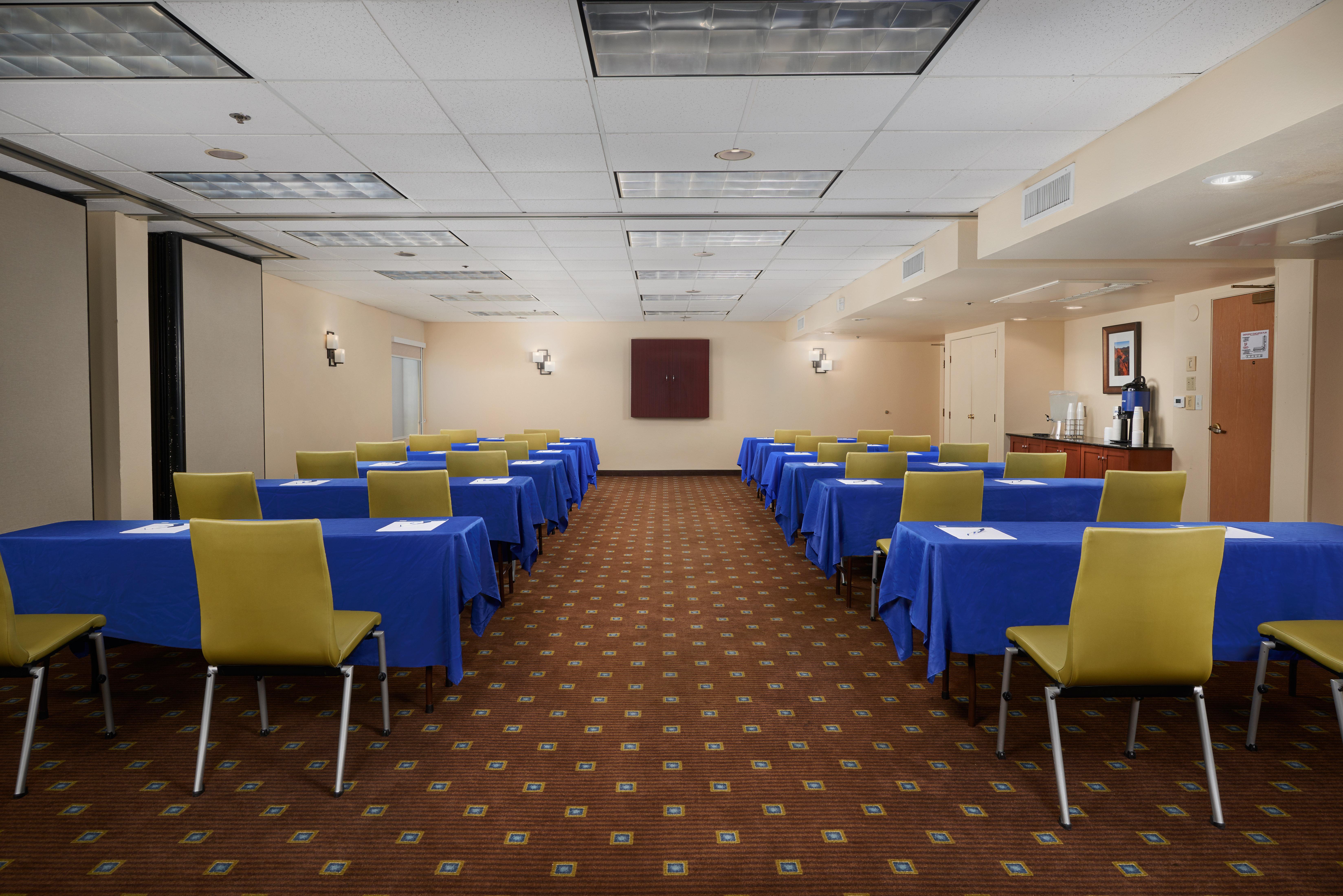 Holiday Inn Express Scottsdale North By Ihg Exterior photo