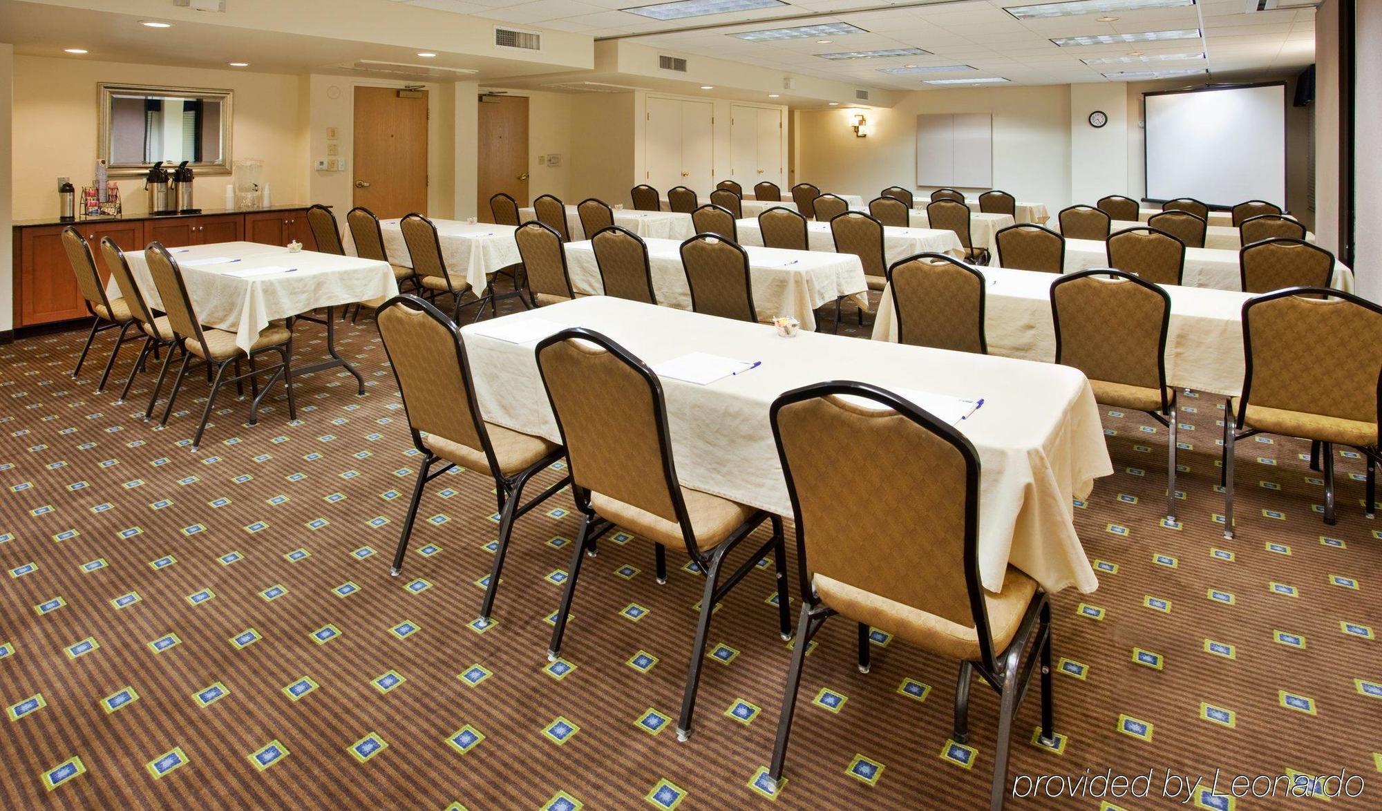Holiday Inn Express Scottsdale North By Ihg Facilities photo