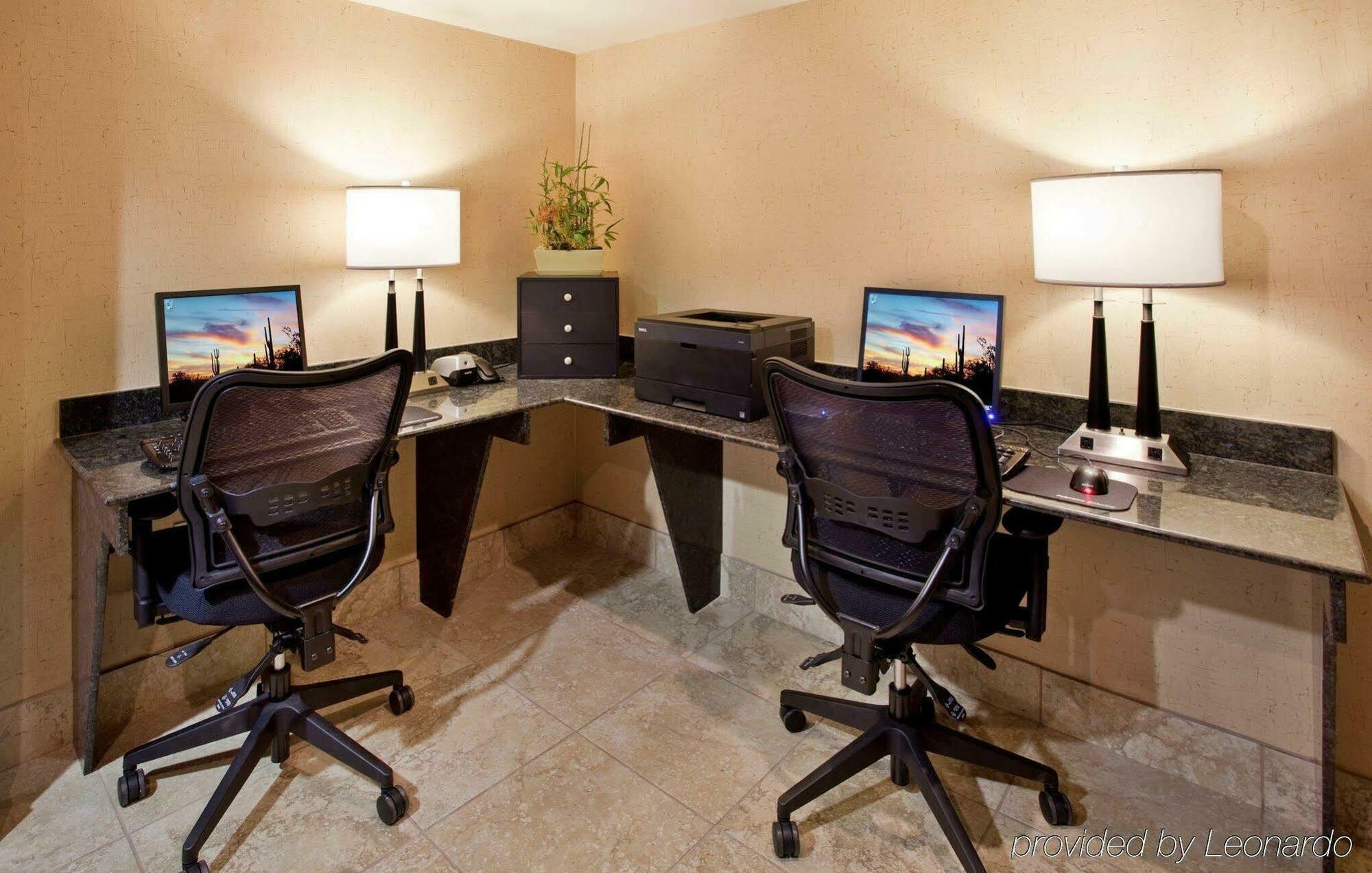 Holiday Inn Express Scottsdale North By Ihg Facilities photo